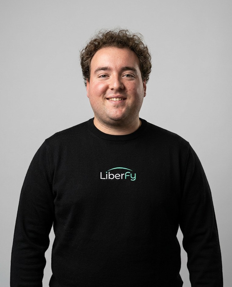 Alessandro Rodríguez, asesor comercial de Liberfy.